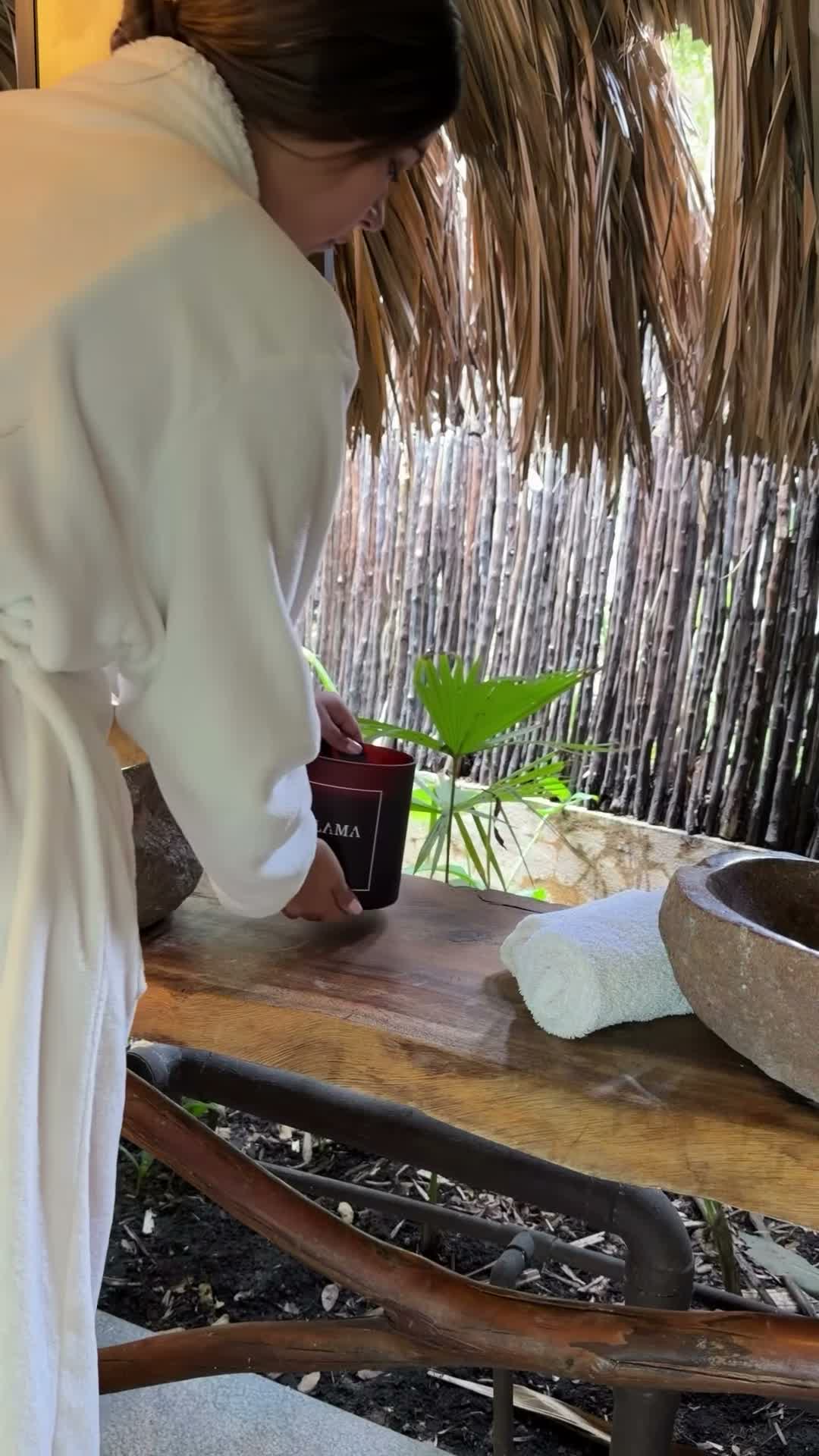 Ritual de bienestar con una vela